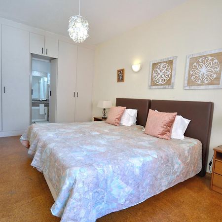 Walking Distance To The Centre - Snooker Table - Private Pool - 5 Bedrooms Куартейра Екстер'єр фото
